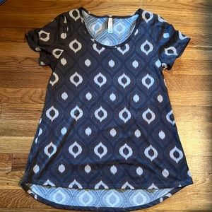 Lularoe Classic T cool pattern